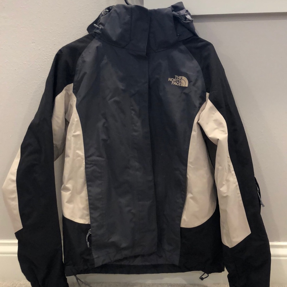 Women’s North Face Ski/Snowboard jacket
